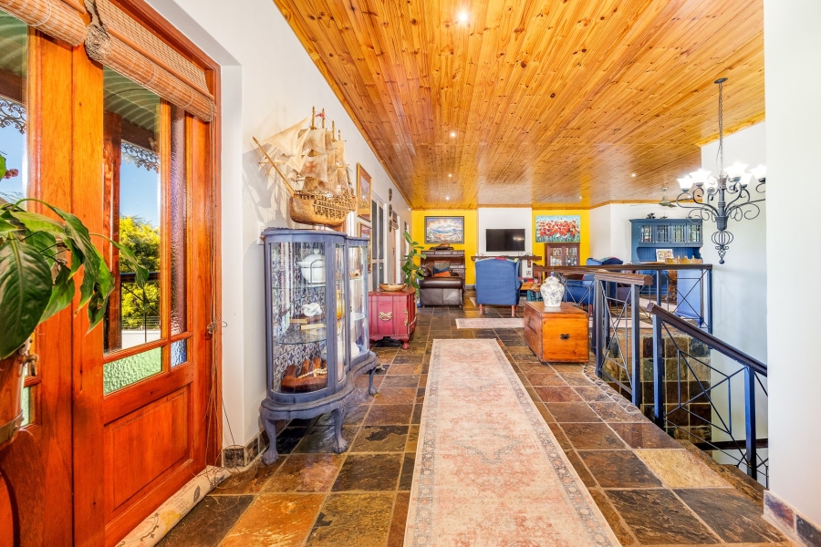 4 Bedroom Property for Sale in Bergsig Western Cape